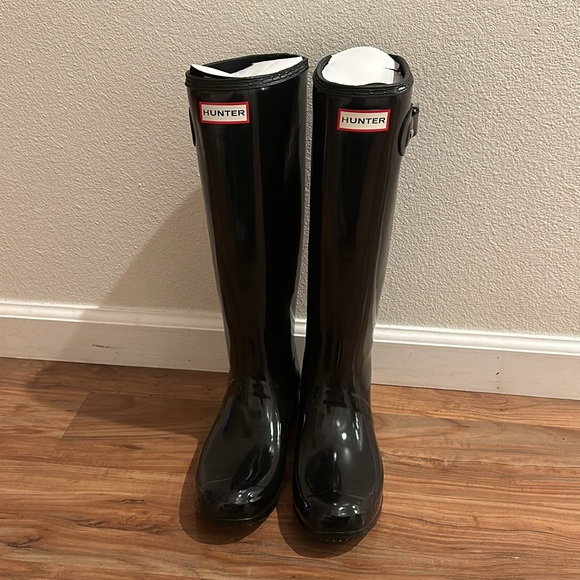 ✨Tall gloss hunter rain boots! Brand new✨ - Picture 6 of 12